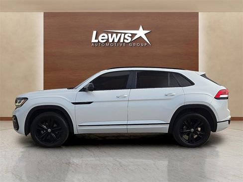 Used 2023 Volkswagen Atlas Cross Sport SEL R-Line image 2