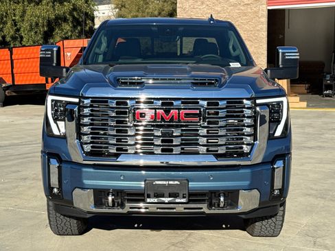 New 2026 GMC Sierra 2500 Denali w/ Denali Reserve Package image 5