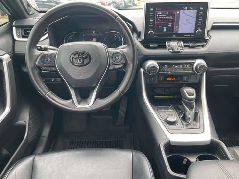 Used 2021 Toyota RAV4 XSE AWD/4WD image 19