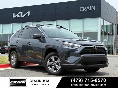 Used 2025 Toyota RAV4 LE AWD/4WD image 1
