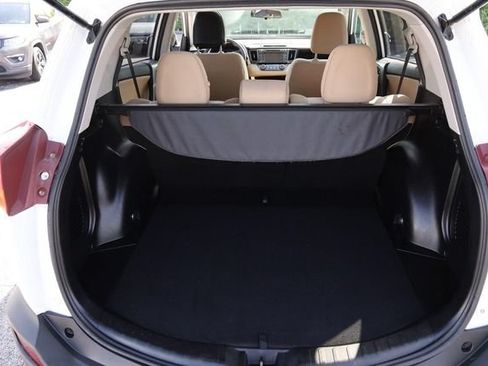 Used 2014 Toyota RAV4 XLE FWD image 7