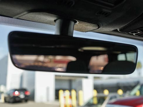 Used 2021 Jeep Wrangler Unlimited Rubicon 4xe image 22