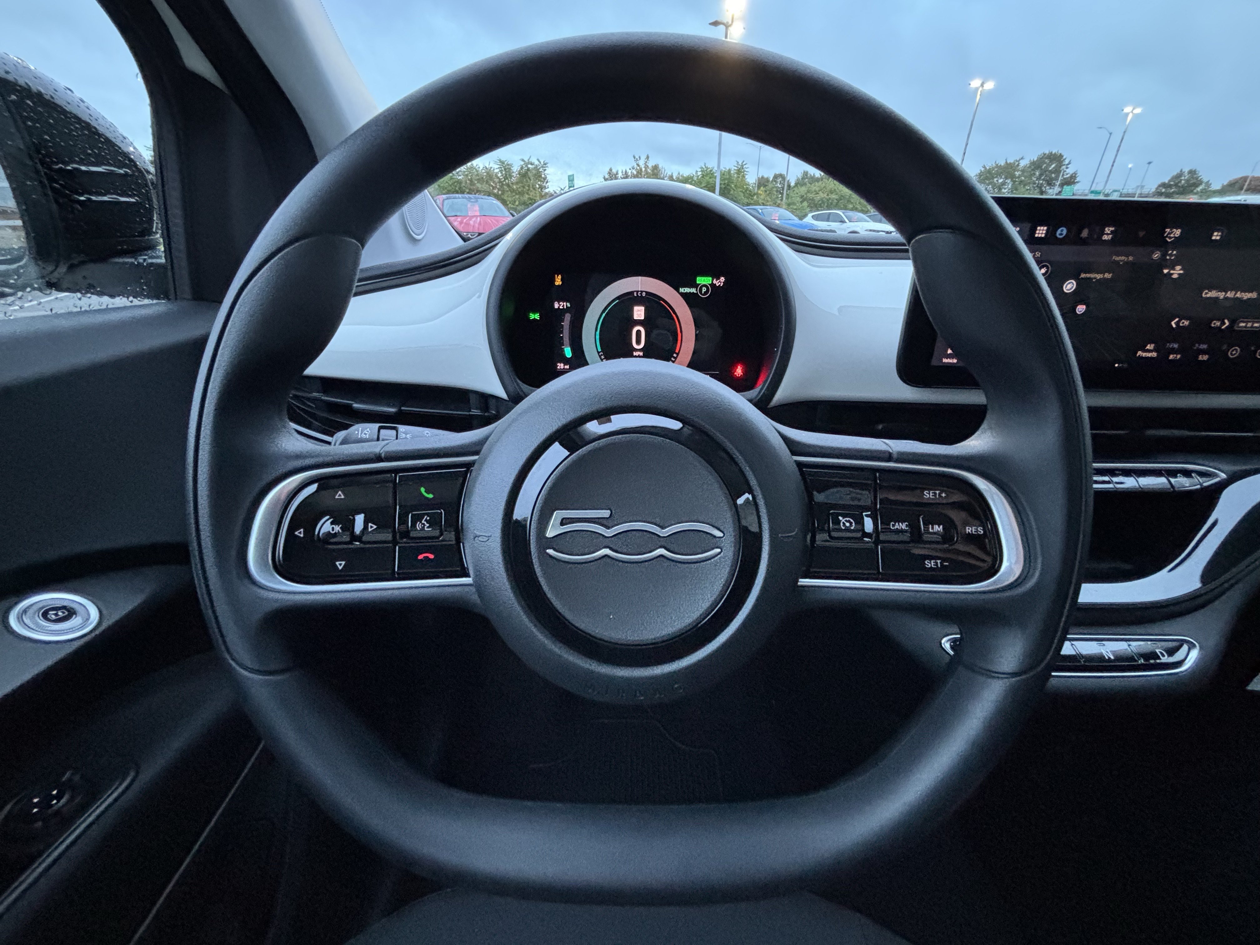 New 2026 FIAT 500 e FWD image 18