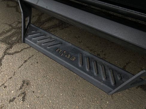 Used 2019 Toyota Tacoma TRD Off-Road w/ TRD Premium Off Road Package image 17