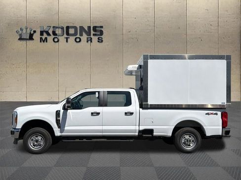 New 2026 Ford F250 XL w/ XL Chrome Package image 4