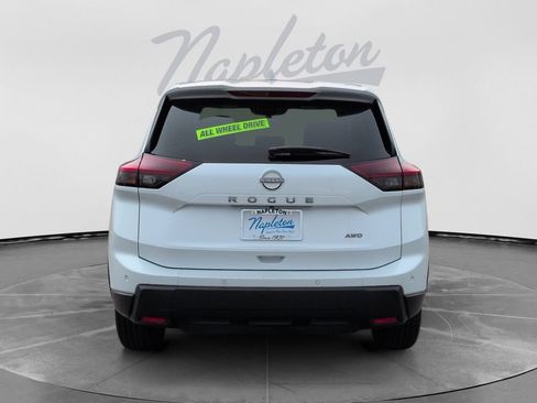 Used 2025 Nissan Rogue SV AWD/4WD image 7