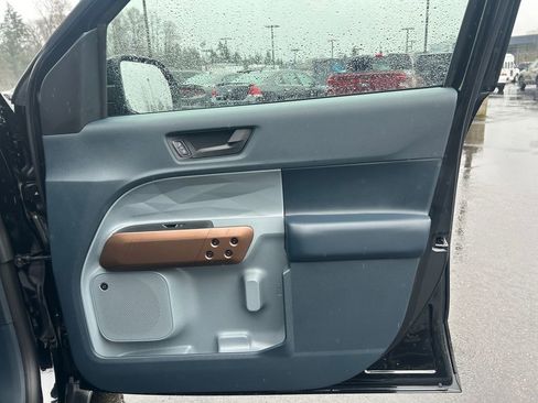 Used 2024 Ford Maverick Lariat image 25