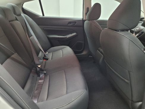 Used 2025 Nissan Altima 2.5 SV AWD/4WD image 19