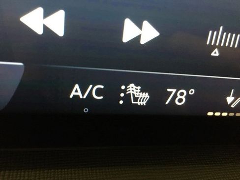 Used 2025 Buick Enclave Preferred image 22