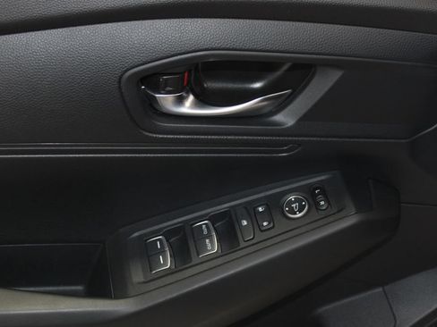Used 2023 Honda Accord LX image 6