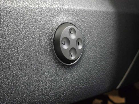 Certified 2026 Mercedes-Benz GLC 43 AMG 4MATIC image 26