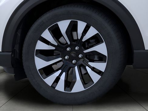 New 2026 Ford Explorer Platinum w/ LUX Leather Package image 19