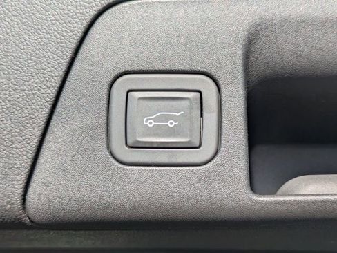 Used 2025 Buick Envision Sport Touring AWD/4WD image 16