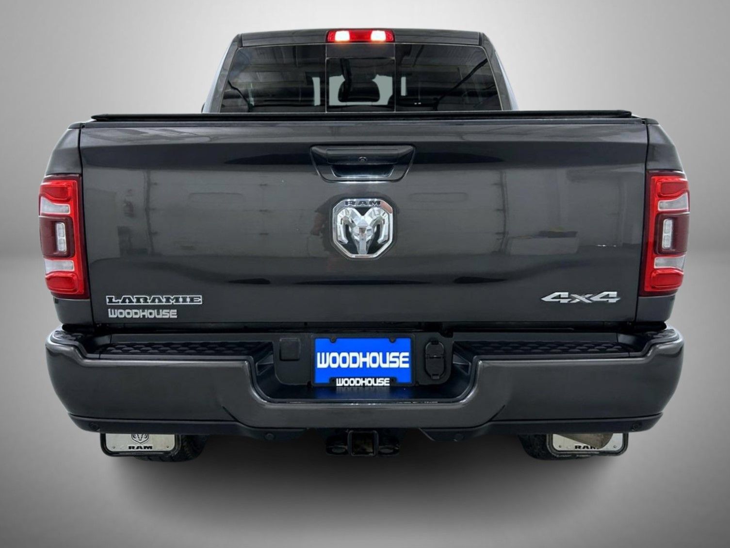 Used 2024 RAM 3500 Laramie AWD/4WD image 6