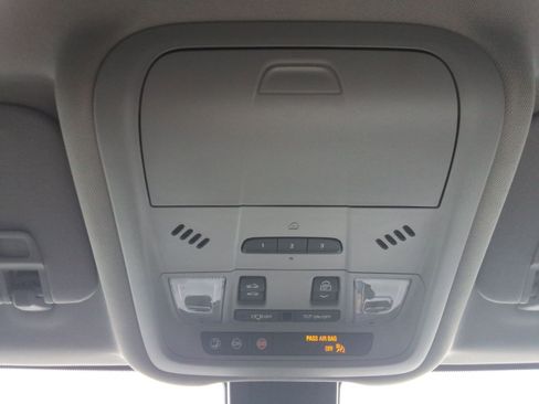 Used 2022 GMC Terrain AT4 w/ LPO, Floor Liner Package image 19