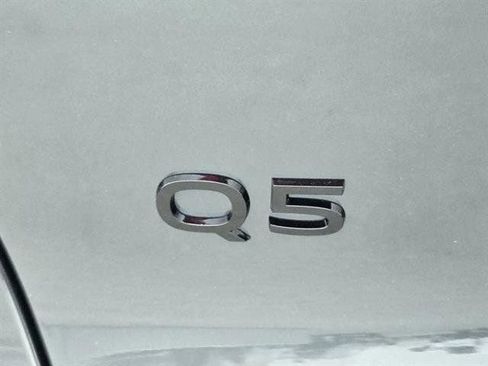 Used 2025 Audi Q5 Premium Plus image 29
