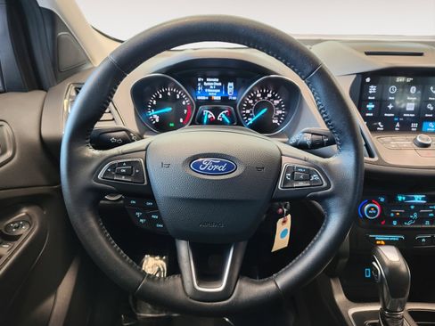 Used 2018 Ford Escape SEL image 17
