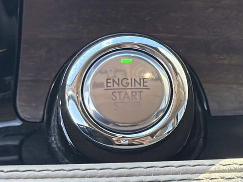 Used 2020 Lincoln Corsair Reserve AWD/4WD image 14