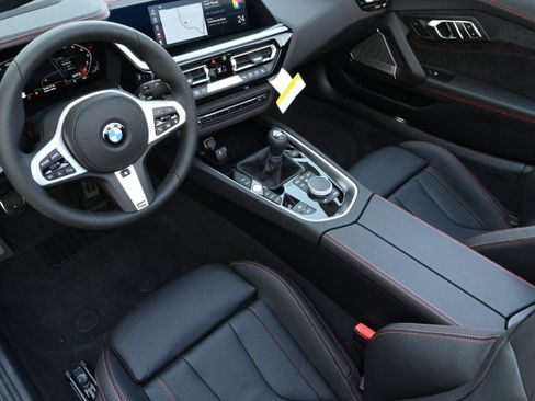New 2026 BMW Z4 M40i RWD image 15