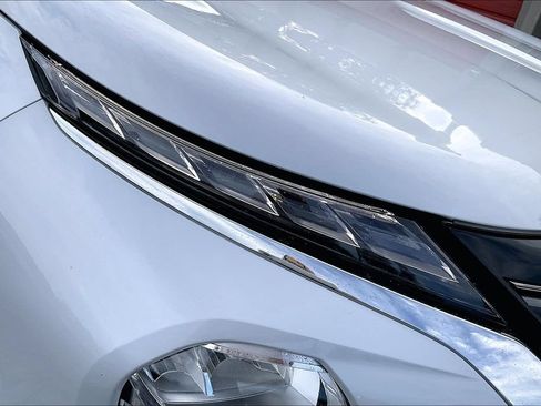 Used 2024 Mitsubishi Outlander SEL AWD/4WD image 27