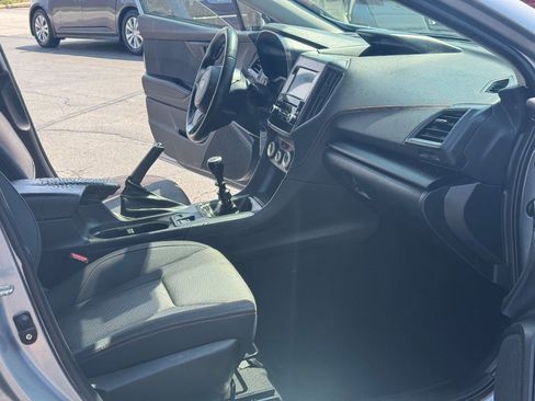 Used 2021 Subaru Crosstrek 2.0i Premium AWD/4WD image 19