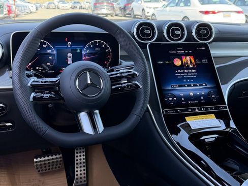 New 2026 Mercedes-Benz GLC 300 image 25