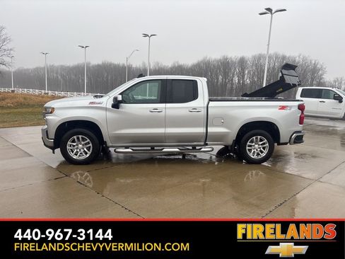 Certified 2019 Chevrolet Silverado 1500 LT w/ All-Star Edition image 3