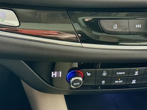 Certified 2023 Buick Enclave Essence w/ Experience Buick Package image 14