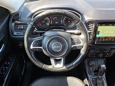 Used 2018 Jeep Compass Limited w/ Navigation Group AWD/4WD image 11