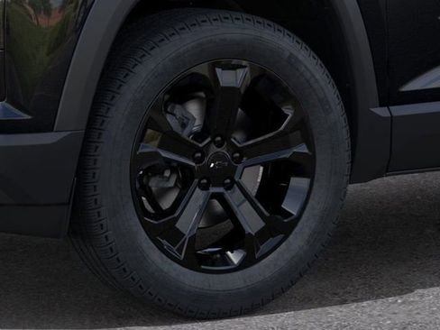 New 2026 Chevrolet Equinox LT image 9