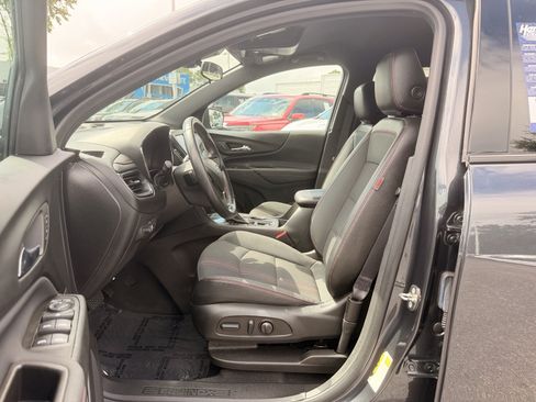 Used 2023 Chevrolet Equinox RS FWD image 14