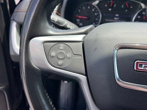 Used 2019 GMC Terrain SLE w/ Driver Convenience Package FWD image 14