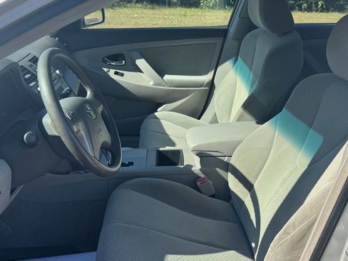 Used 2009 Toyota Camry image 12