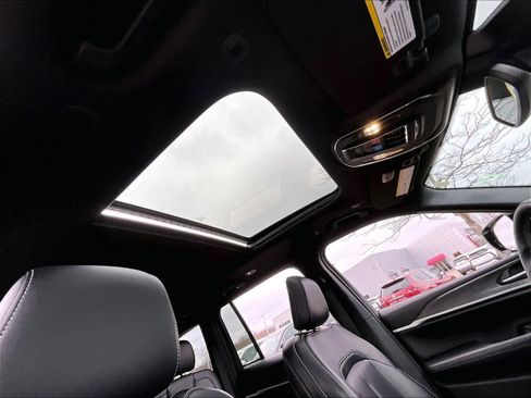 Used 2024 Jeep Grand Cherokee Limited 4xe image 22