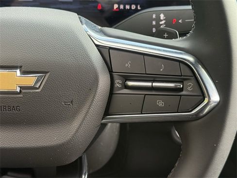 New 2026 Chevrolet Suburban LS image 14