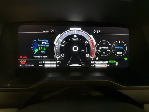 Used 2023 Toyota Tundra Platinum w/ Advanced Package image 19