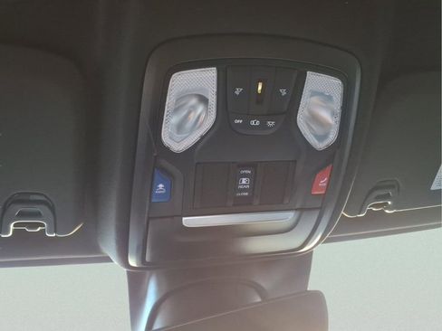 New 2026 RAM 3500 Tradesman AWD/4WD image 25