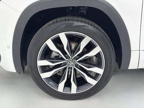 Used 2023 Volkswagen Atlas SEL Premium AWD/4WD image 34
