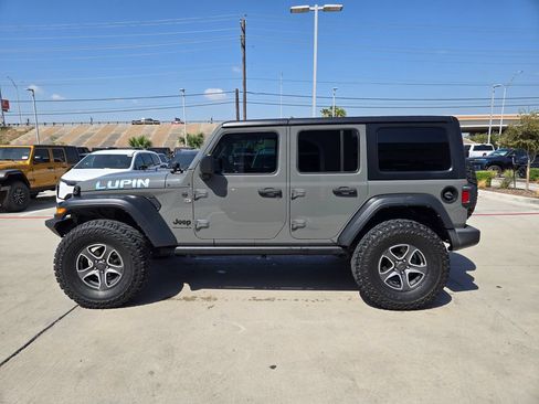Used 2023 Jeep Wrangler Unlimited Sport AWD/4WD image 6