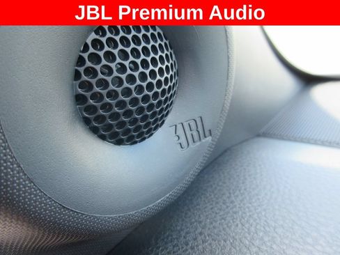 Used 2025 Toyota Sienna Platinum AWD/4WD image 21