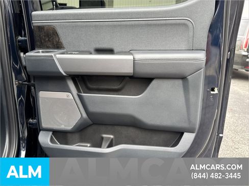 Used 2025 Ford F350 Lariat w/ Lariat Ultimate Package image 18