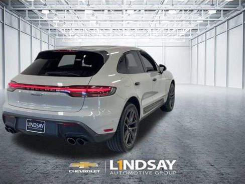 Used 2023 Porsche Macan Turbo AWD/4WD image 9