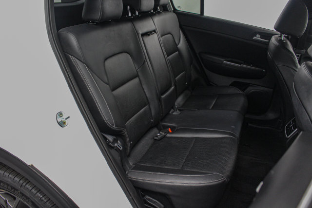 Used 2022 Kia Sportage Nightfall Edition AWD/4WD image 15