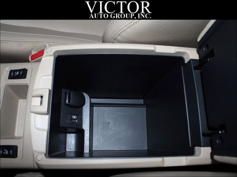 Used 2018 Nissan Rogue SL w/ Premium Package image 20