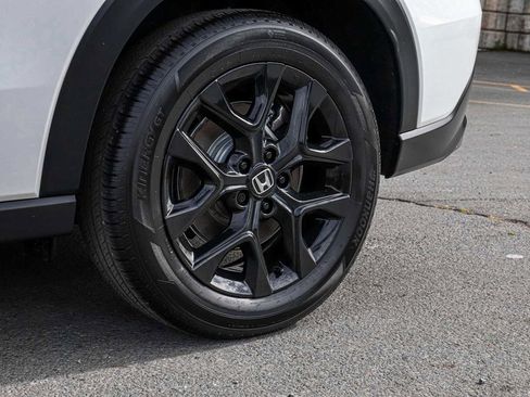 Used 2025 Honda HR-V Sport image 8