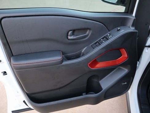 New 2026 Nissan Frontier PRO-4X w/ Pro Premium Package image 12