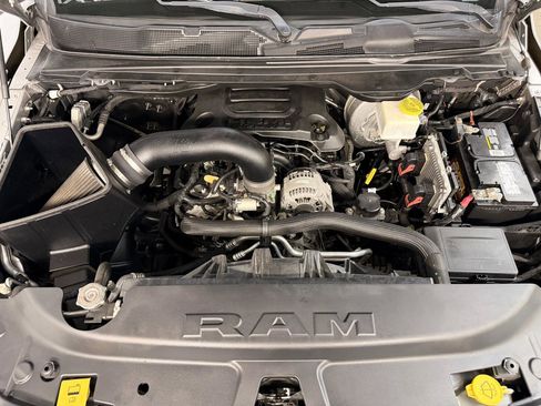 Used 2019 RAM 1500 Limited AWD/4WD image 11