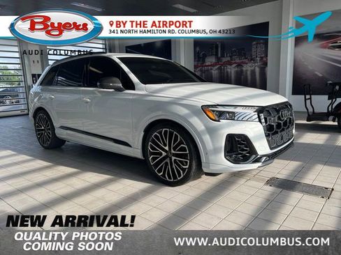 Used 2025 Audi SQ7 Prestige AWD/4WD image 1