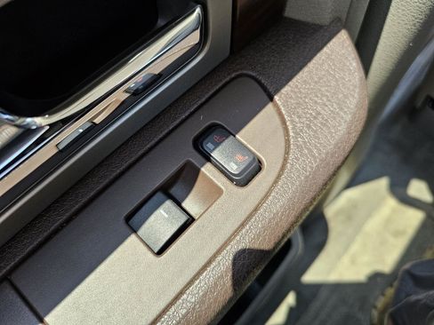 Used 2010 Ford F150 Platinum AWD/4WD image 42