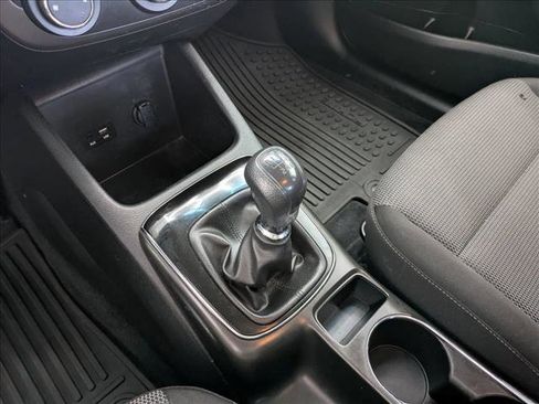 Used 2018 Kia Forte LX image 12